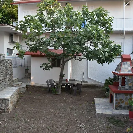 Enipeas Apartment *
